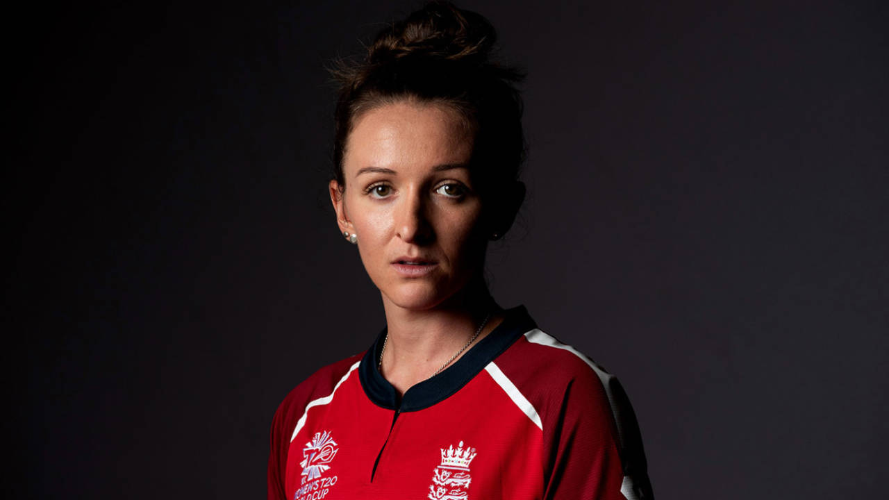 Kate Cross at the ICC Women's T20 World Cup, Adelaide Oval, February 15, 2020