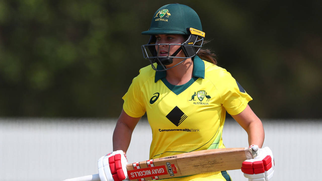 Josie Dooley in action against India A, Australia A v India, 2nd T20, Gold Coast, December 21, 2019