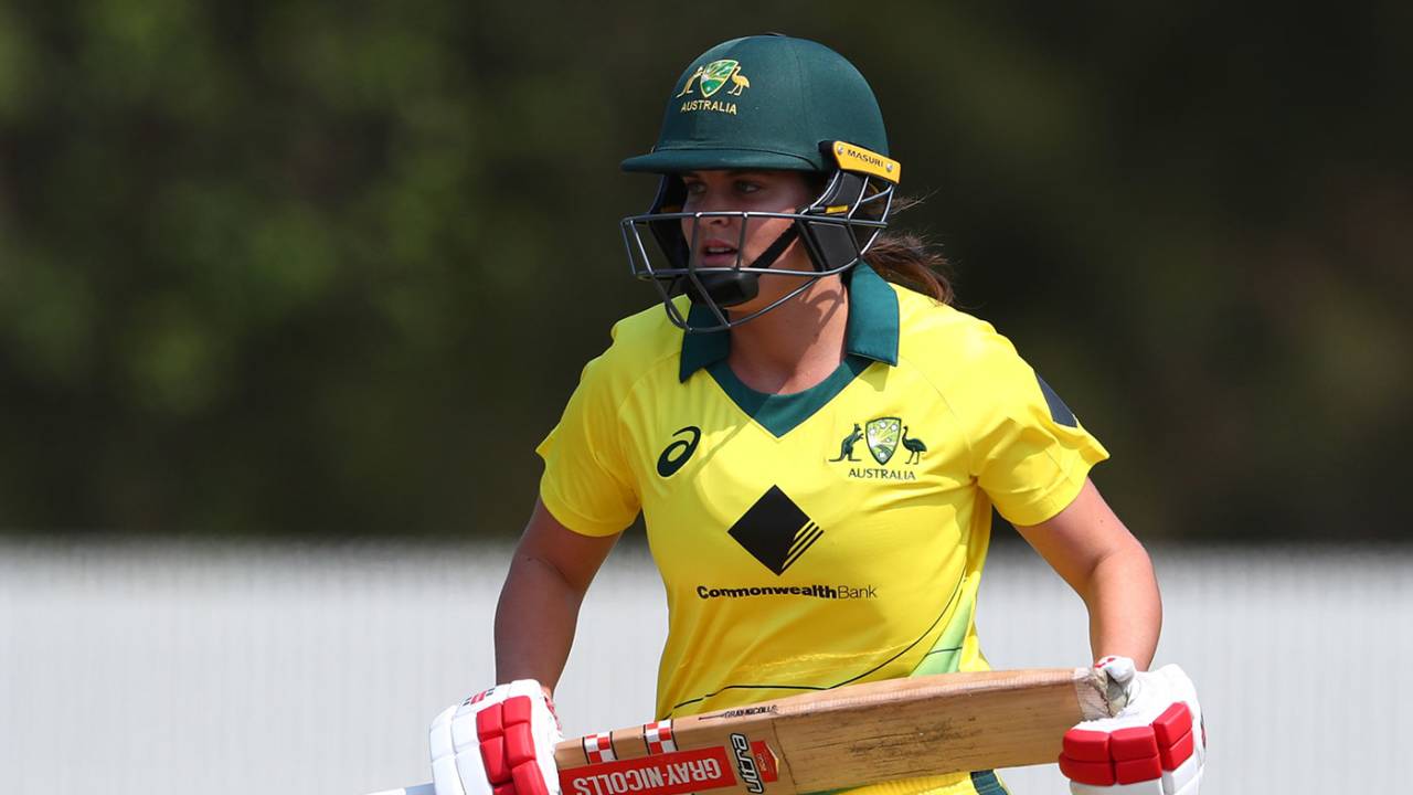 Josie Dooley in action against India A, Australia A v India, 2nd T20, Gold Coast, December 21, 2019