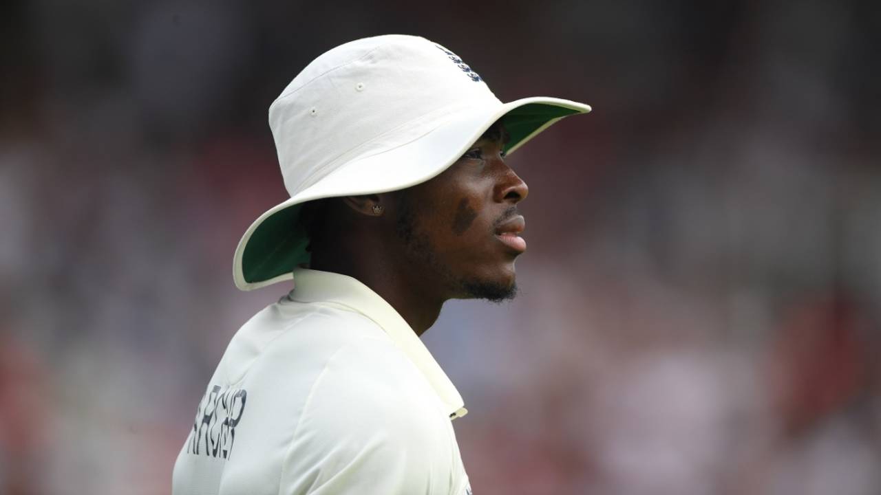 Jofra Archer fields as a substitute, England v Australia, 1st Test, Birmingham, 4th day, August 4, 2019