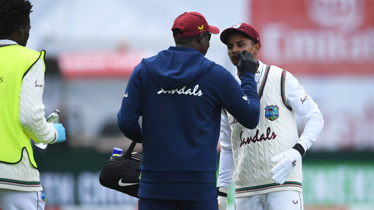 Shane Dowrich took a blow to the face while keeping, England v West Indies, 3rd Test, Emirates Old Trafford, 3rd day, July 26, 2020