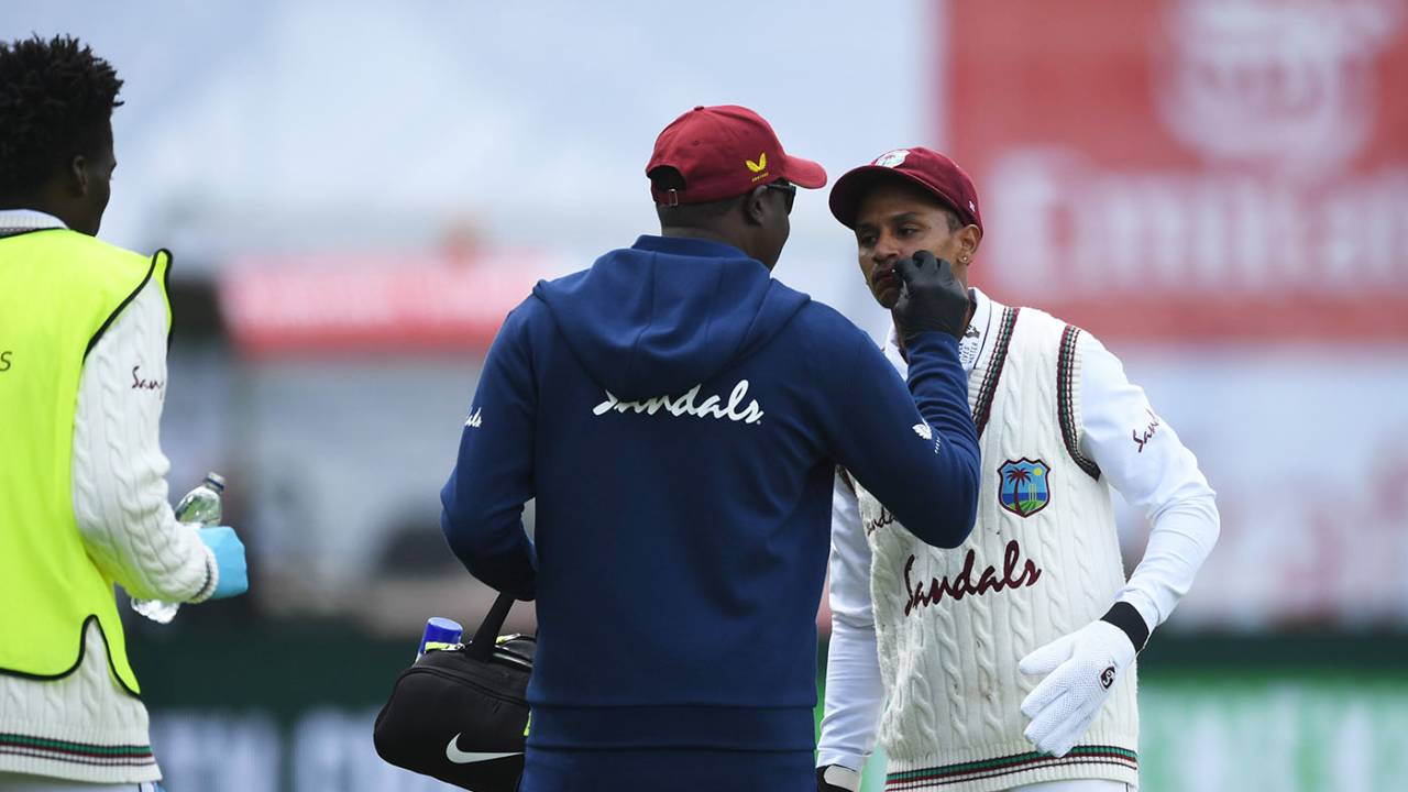 Shane Dowrich took a blow to the face while keeping, England v West Indies, 3rd Test, Emirates Old Trafford, 3rd day, July 26, 2020
