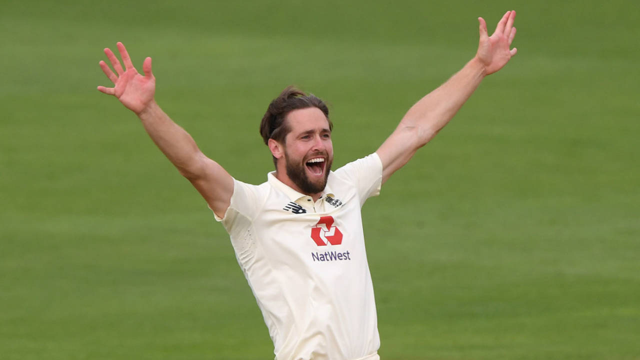 Chris Woakes appeals for the wicket of Fawad Alam, England v Pakistan, Ageas Bowl, 2nd Test, 1st day, August 13, 2020