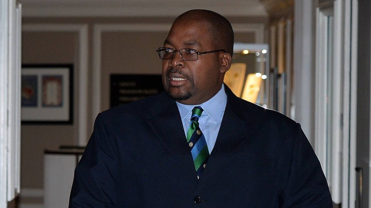 Chris Nenzani has stepped down as the CSA president
