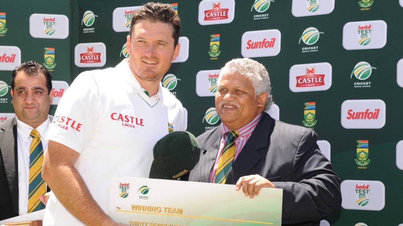 Beresford Williams with Graeme Smith after the Cape Town Test against Australia in November 2011&nbsp;&nbsp;&bull;&nbsp;&nbsp;Gallo Images/Getty Images