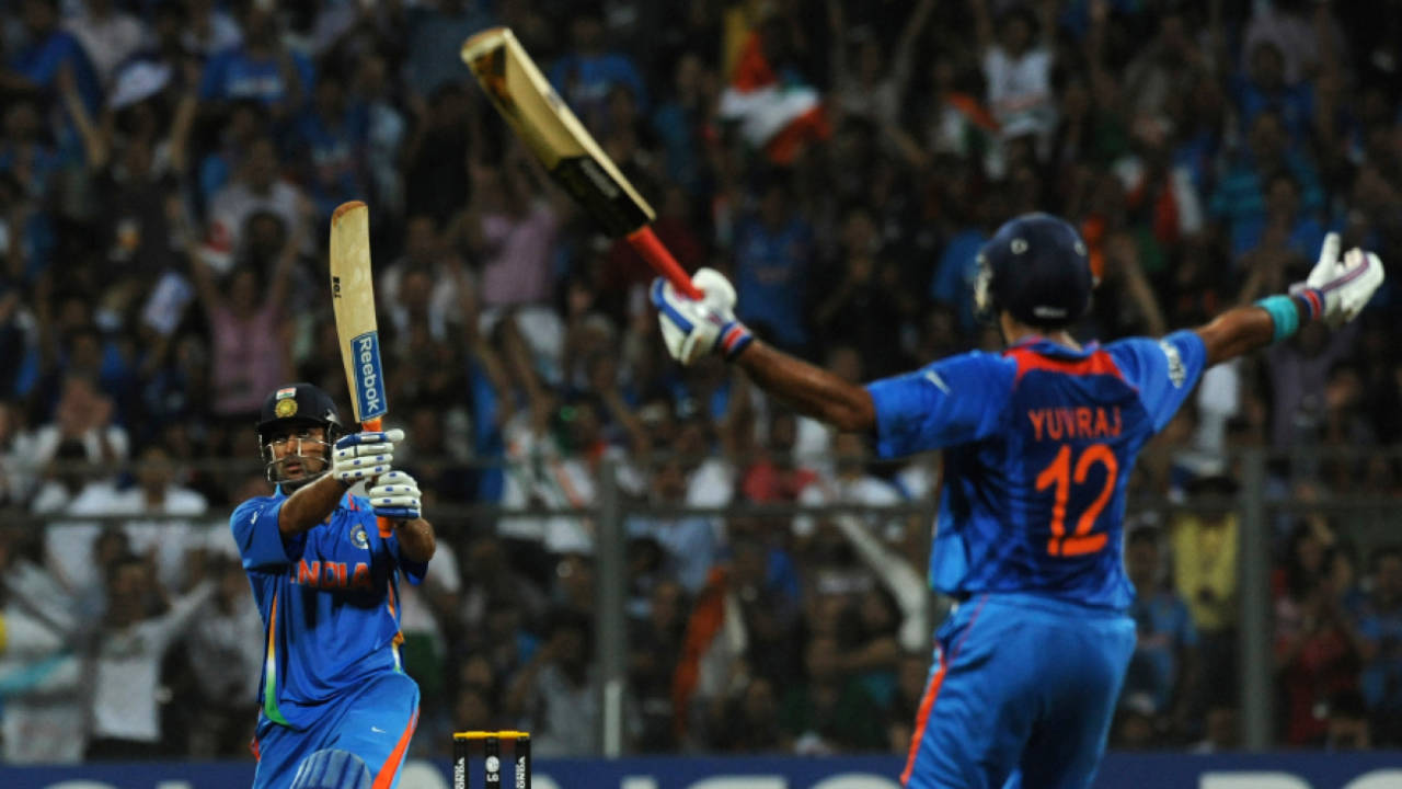 Unspeakable horror (if you're Sri Lankan): Dhoni finishes the 2011 World Cup final&nbsp;&nbsp;&bull;&nbsp;&nbsp;AFP