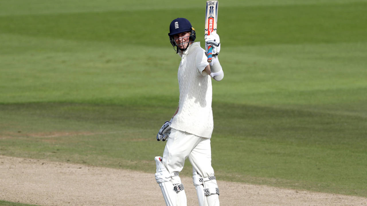Zak Crawley brings up his 250, England v Pakistan, 3rd Test, Southampton, 2nd day, August 22, 2020