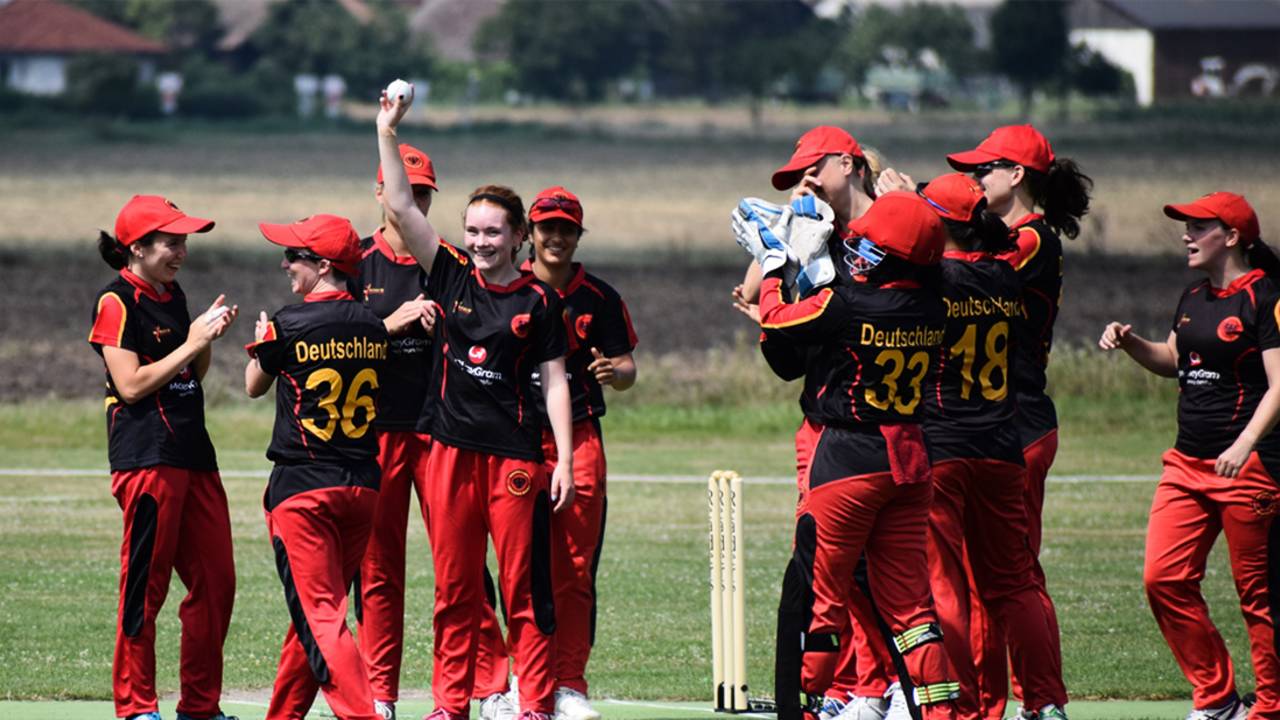 Fifteen-year-old Emma Bargna took a record 5 for 9, Austria v Germany, 2nd T20I, Seebran, August 13, 2020