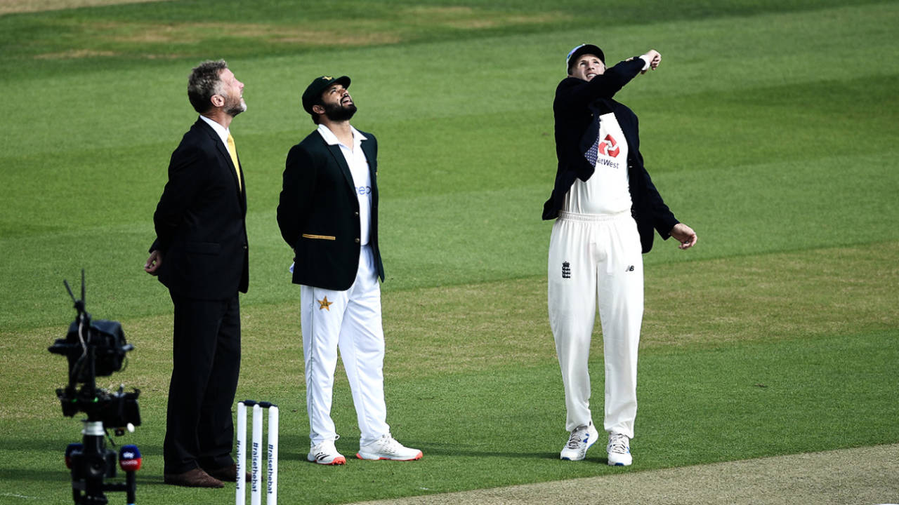 Joe Root tosses the coin watched by Azhar Ali, England v Pakistan, Ageas Bowl, 2nd Test, 1st day, August 13, 2020