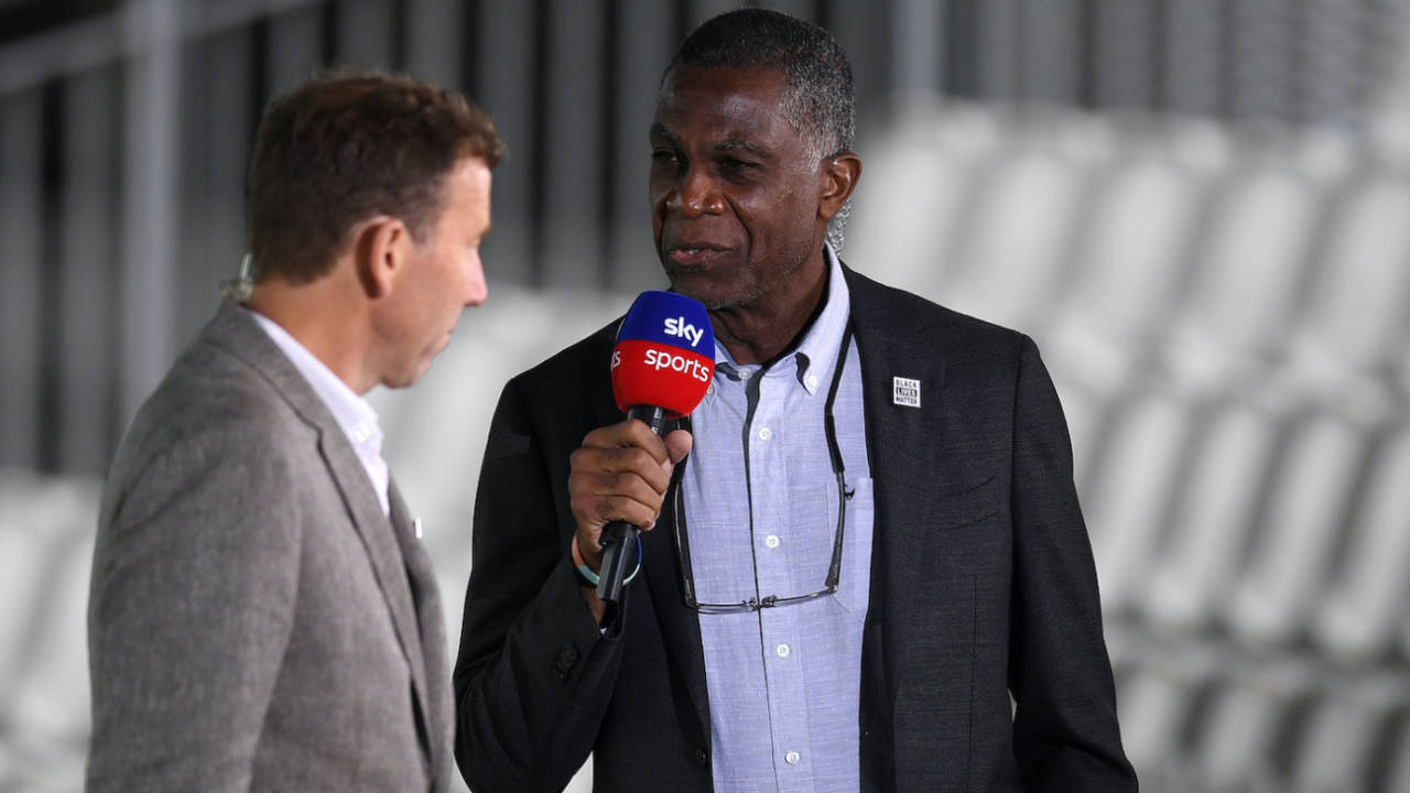 Michael Holding and Michael Atherton on commentary duty&nbsp;&nbsp;&bull;&nbsp;&nbsp;Getty Images