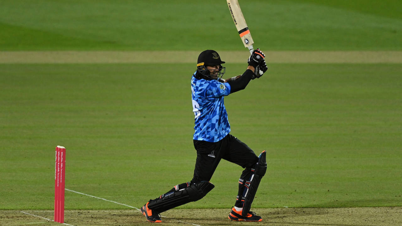 David Wiese carves into the off side, Middlesex v Sussex, Vitality T20 Blast, Lord's, September 1, 2020