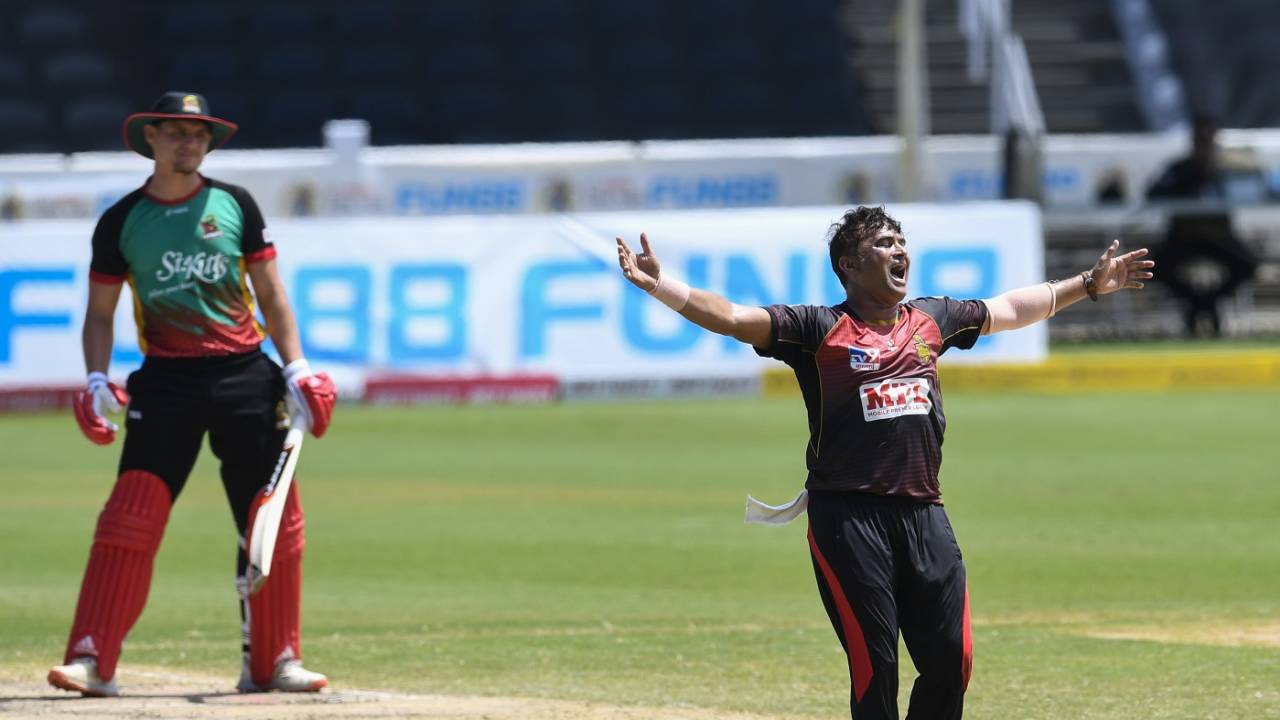Pravin Tambe celebrates Joshua Da Silva's wicket