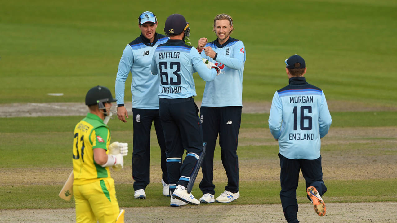 Joe Root claimed quick wickets to put England in command, England v Australia, 3rd ODI, Emirates Old Trafford, September 16, 2020