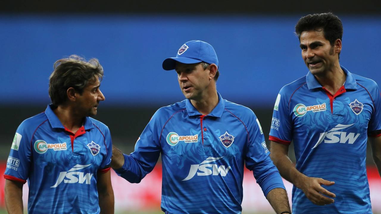 The Delhi Capitals support staff of Vijay Dahiya, Ricky Ponting and Mohammad Kaif have a chat