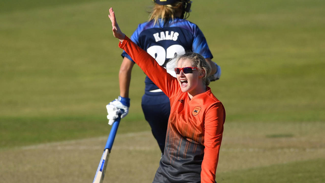 Charlotte Dean appeals for another wicket, Rachael Heyhoe Flint Trophy Final, Southern Vipers v Northern Diamonds, Edgbaston, September 27, 2020