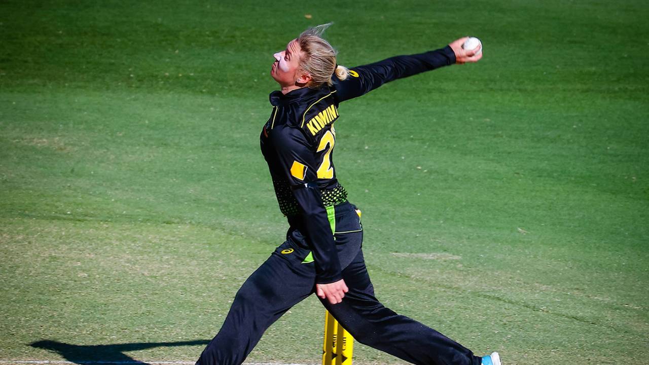 Delissa Kimmince took six wickets during the T20I series