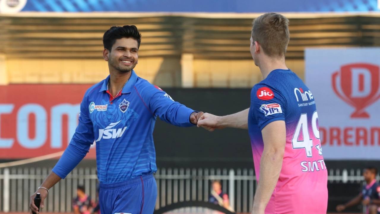 Shreyas Iyer greets Steven Smith at the toss, Rajasthan Royals vs Delhi Capitals, IPL 2020, Sharjah, October 9, 2020