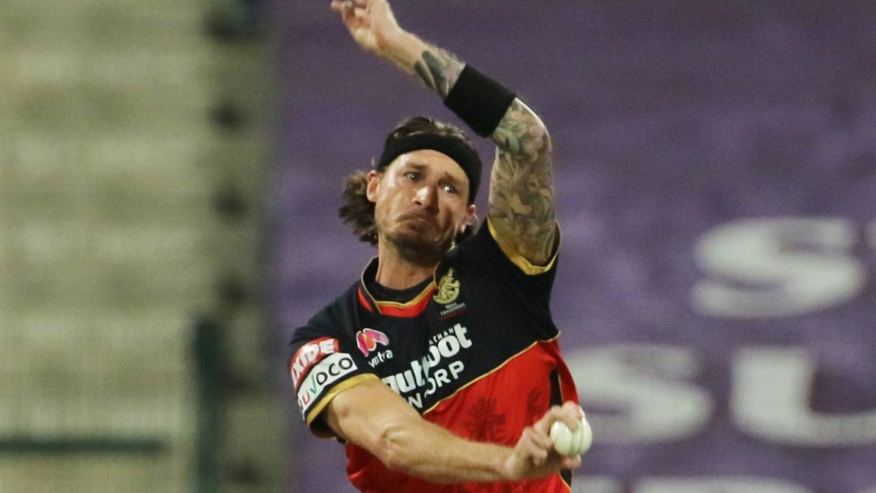 Dale Steyn was back in the XI after over a month, Mumbai Indians vs Royal Challengers Bangalore, IPL 2020, Abu Dhabi, October 28, 2020