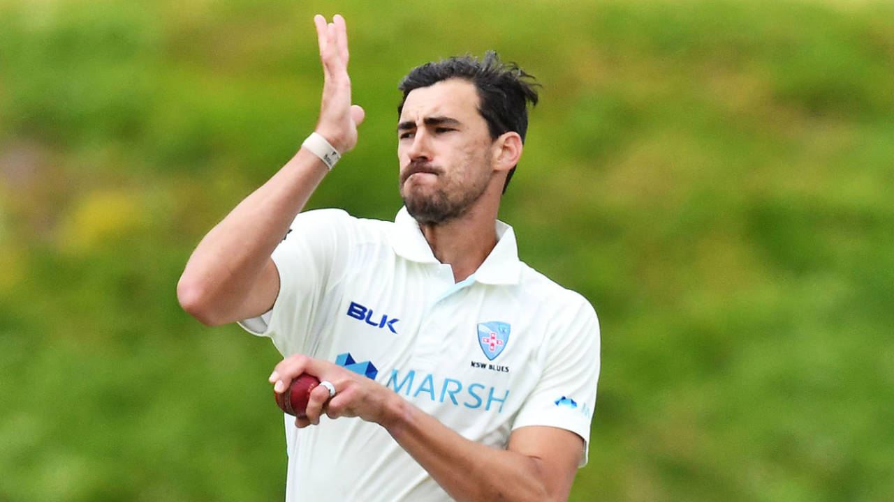 Mitchell Starc made his first appearance of the season, New South Wales v Queensland, Sheffield Shield, Karen Rolton Oval, October 30, 2020