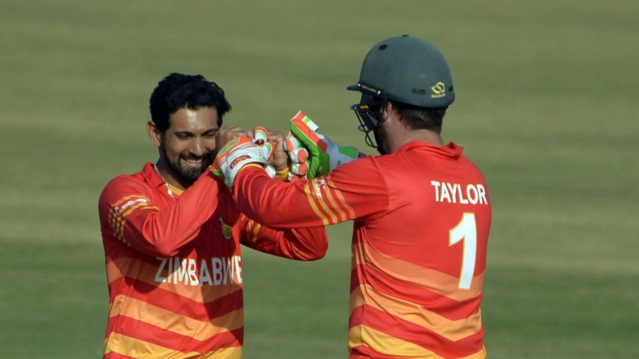 Sikandar Raza and Brendan Taylor celebrate a wicket, Pakistan vs Zimbabwe, 1st ODI, Rawalpindi, October 30, 2020