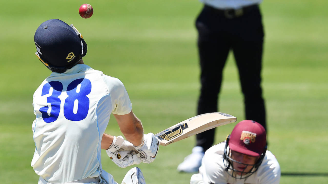 Daniel Solway was hit in the neck while facing Mark Steketee, New South Wales v Queensland, Sheffield Shield, Karen Rolton Oval, November 2, 2020