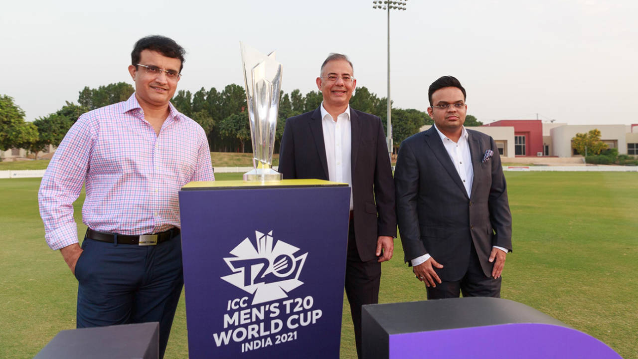 Sourav Ganguly (BCCI president), Manu Sawhney (ICC chief executive) and Jay Shah (BCCI secretary) pose with the T20 World Cup&nbsp;&nbsp;&bull;&nbsp;&nbsp;International Cricket Council