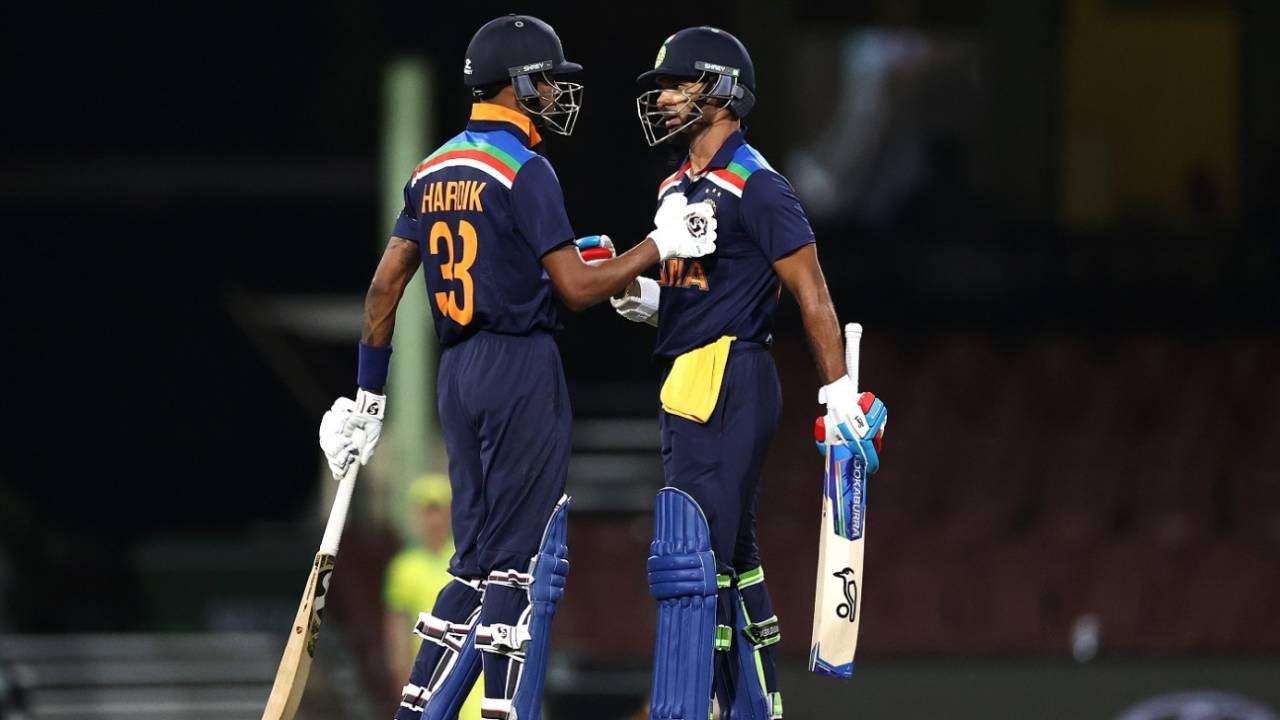 Hardik Pandya and Shikhar Dhawan both played good knocks during a stand that revived India, Australia vs India, 1st ODI, Sydney, November 27, 2020