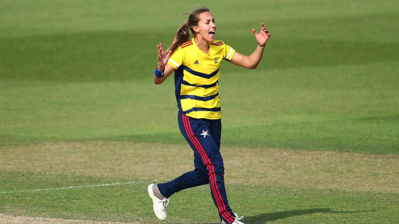 Tash Farrant reacts, South East Stars vs Southern Vipers, Rachael Heyhoe Flint Trophy, The Oval, September 19, 2020