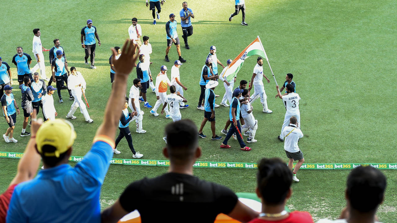 Fans greet the Indian players on their victory lap around the Gabba&nbsp;&nbsp;&bull;&nbsp;&nbsp;Albert Perez/Cricket Australia/Getty Images