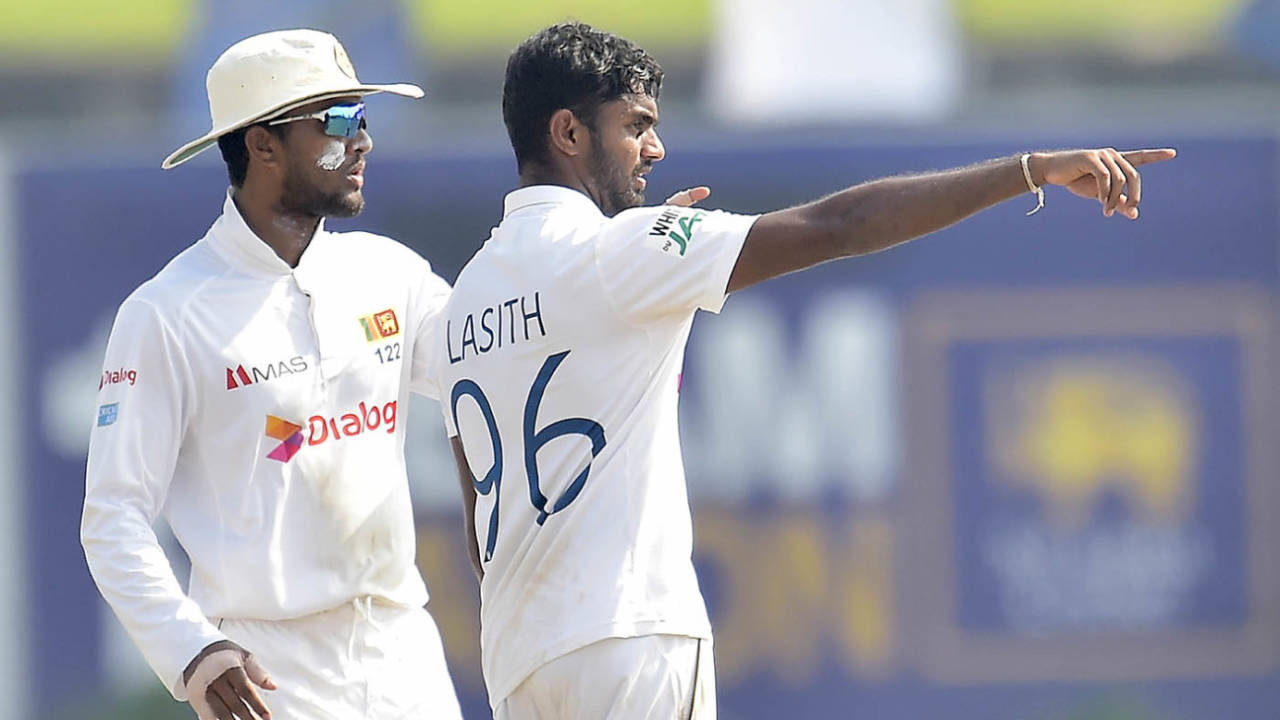 Lasith Embuldeniya hatches a plan with Dinesh Chandimal, Sri Lanka vs England, 2nd Test, Galle, 3rd day, January 24, 2021