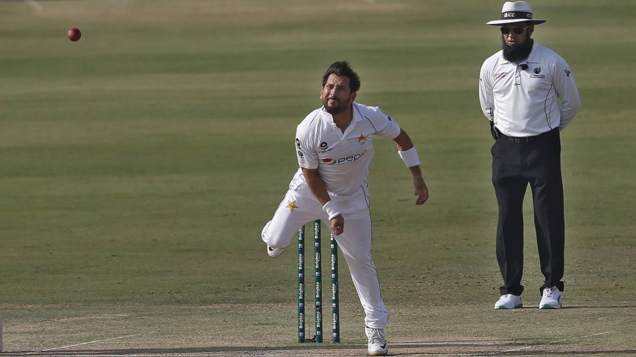 Yasir Shah tosses one up, Pakistan vs South Africa, 1st Test, Karachi, 1st day, January 26, 2021