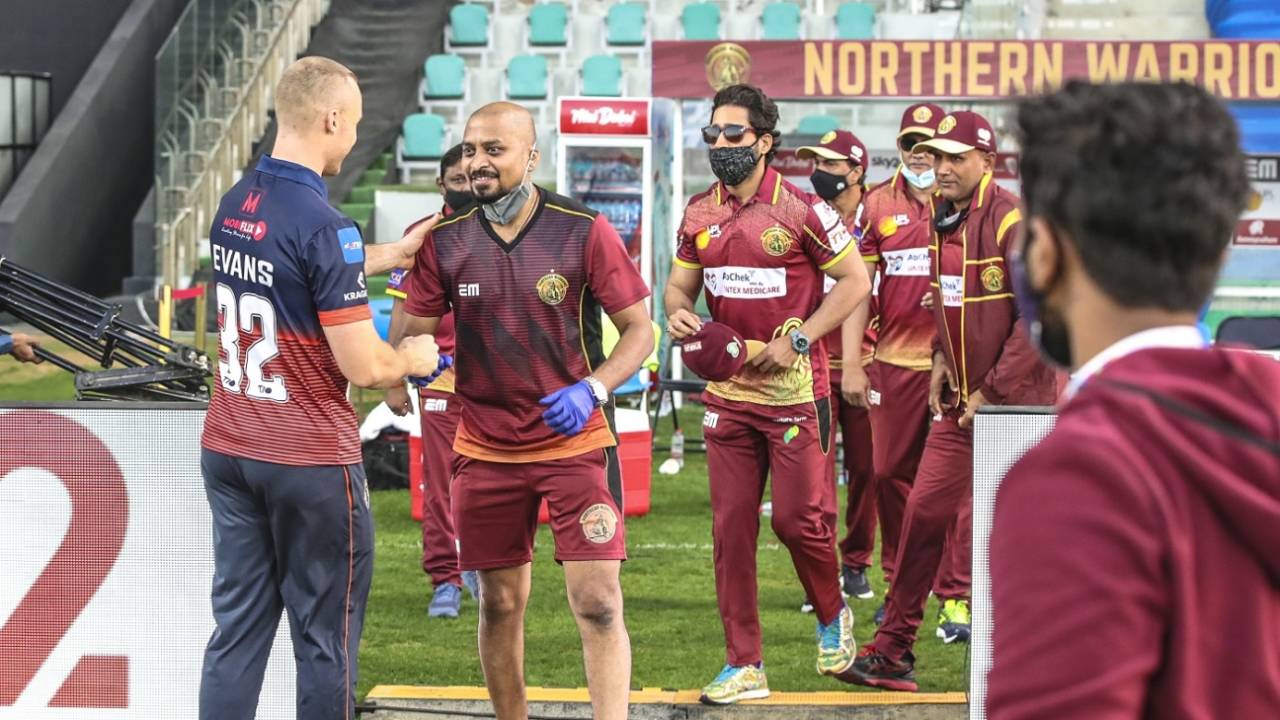 Masks, gloves and more. Cricket in the time of a pandemic&nbsp;&nbsp;&bull;&nbsp;&nbsp;Abu Dhabi Cricket