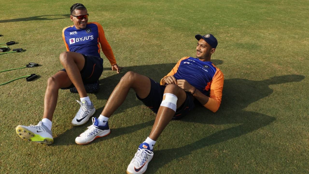 Rahul Chahar and Axar Patel relax during training, India vs England, Chennai, February 8, 2021