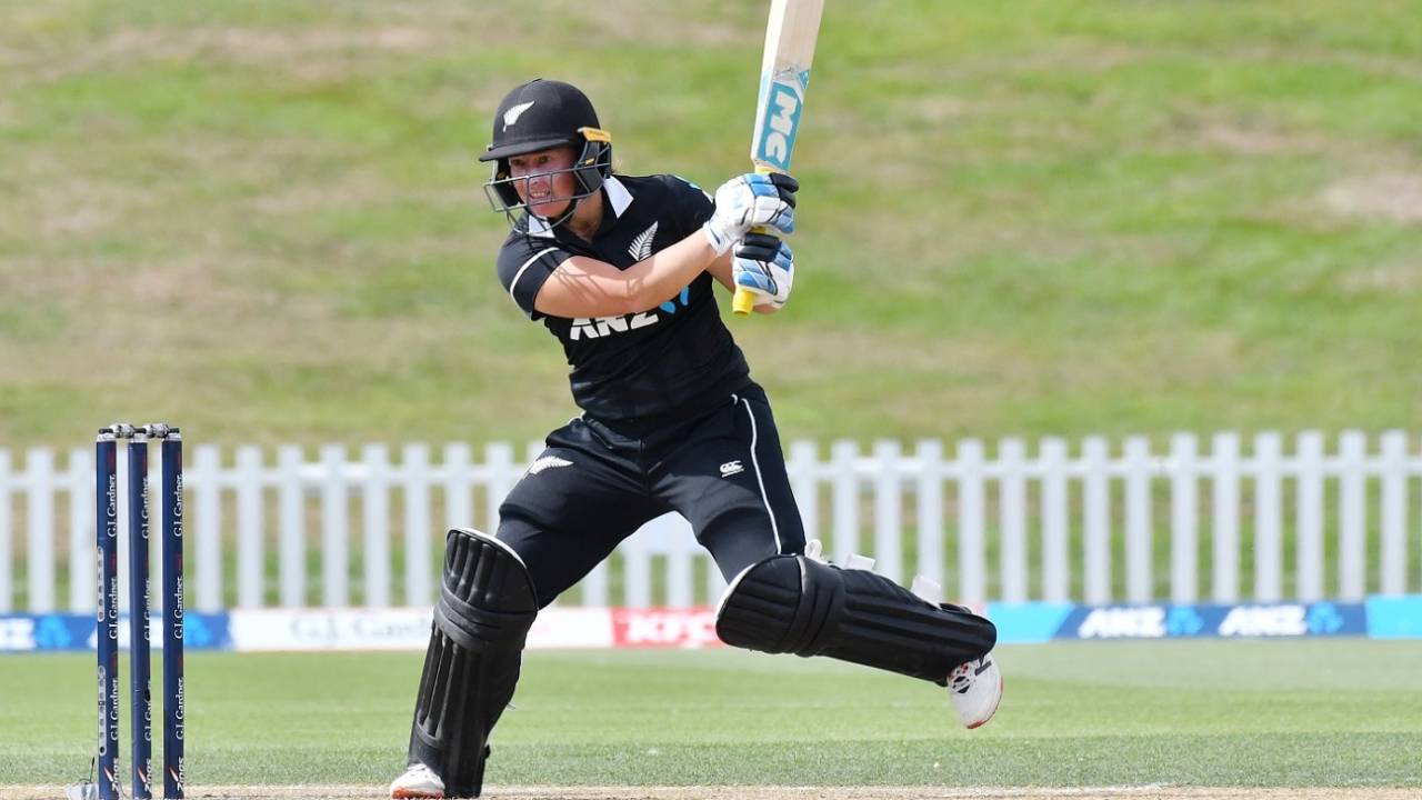 Hayley Jensen plays one on the off side, New Zealand Women vs England Women, 1st ODI, Christchurch, February 23, 2021