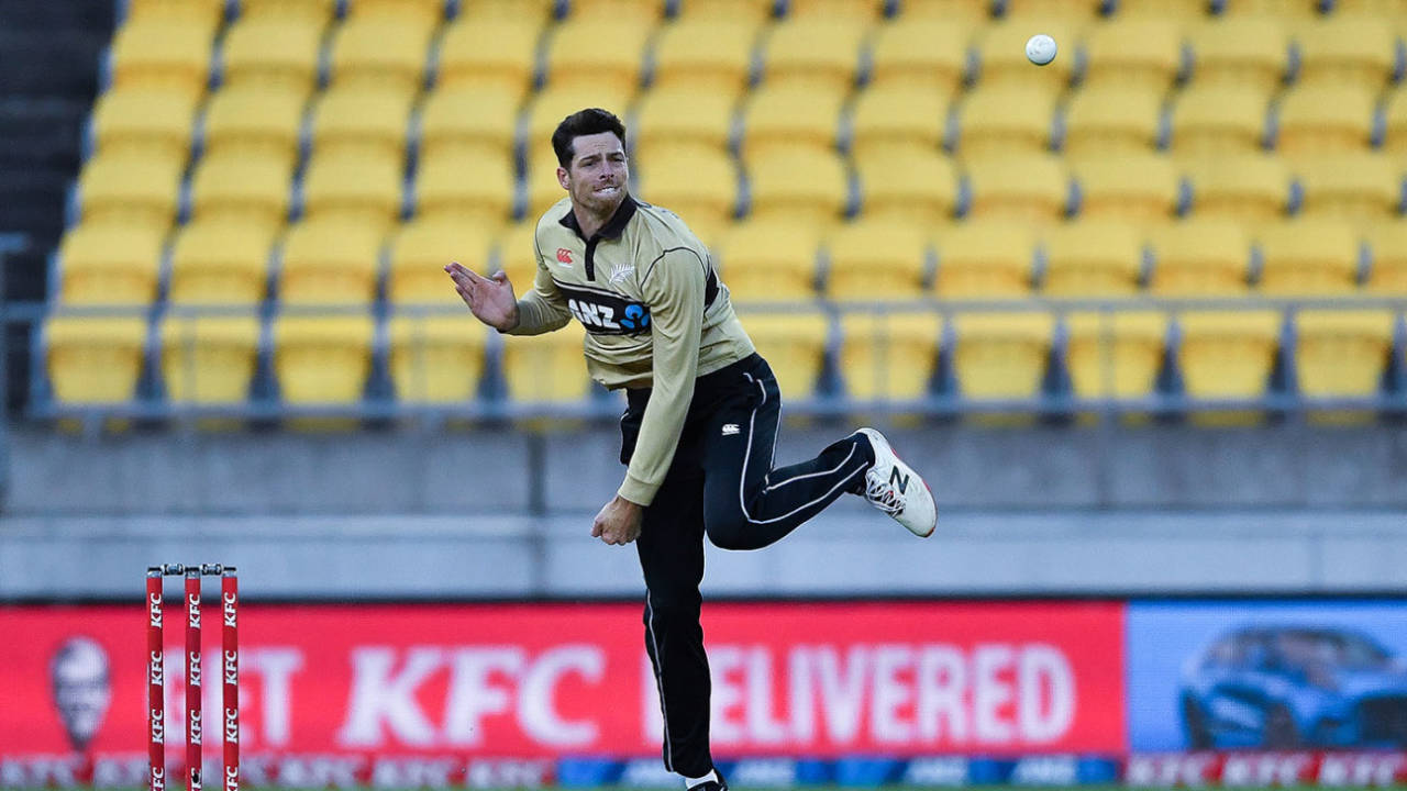 Mitchell Santner was back in action, New Zealand vs Australia, 4th ODI, Wellington, March 5, 2021