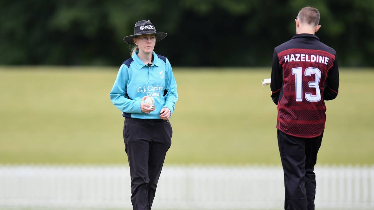 Umpire Kim Cotton in the field, Auckland vs Canterbury, Ford Trophy, Christchurch, November 29, 2019