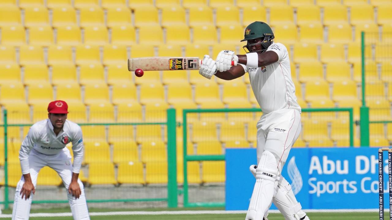 Kevin Kasuza shapes to pull, Afghanistan vs Zimbabwe, 2nd Test, Abu Dhabi, 4th day, March 13, 2021