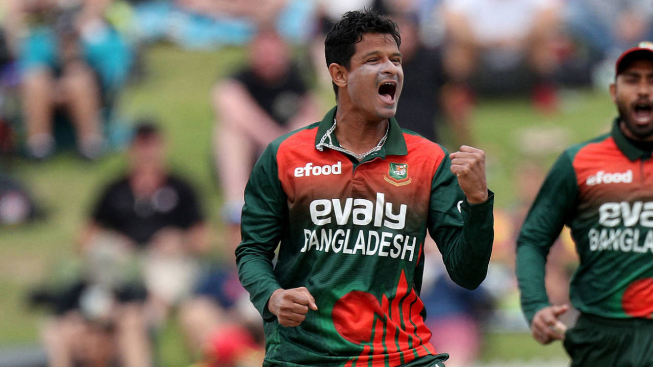 Nasum Ahmed celebrates his first wicket, New Zealand vs Bangladesh, 1st T20I, Hamilton, March 28, 2021