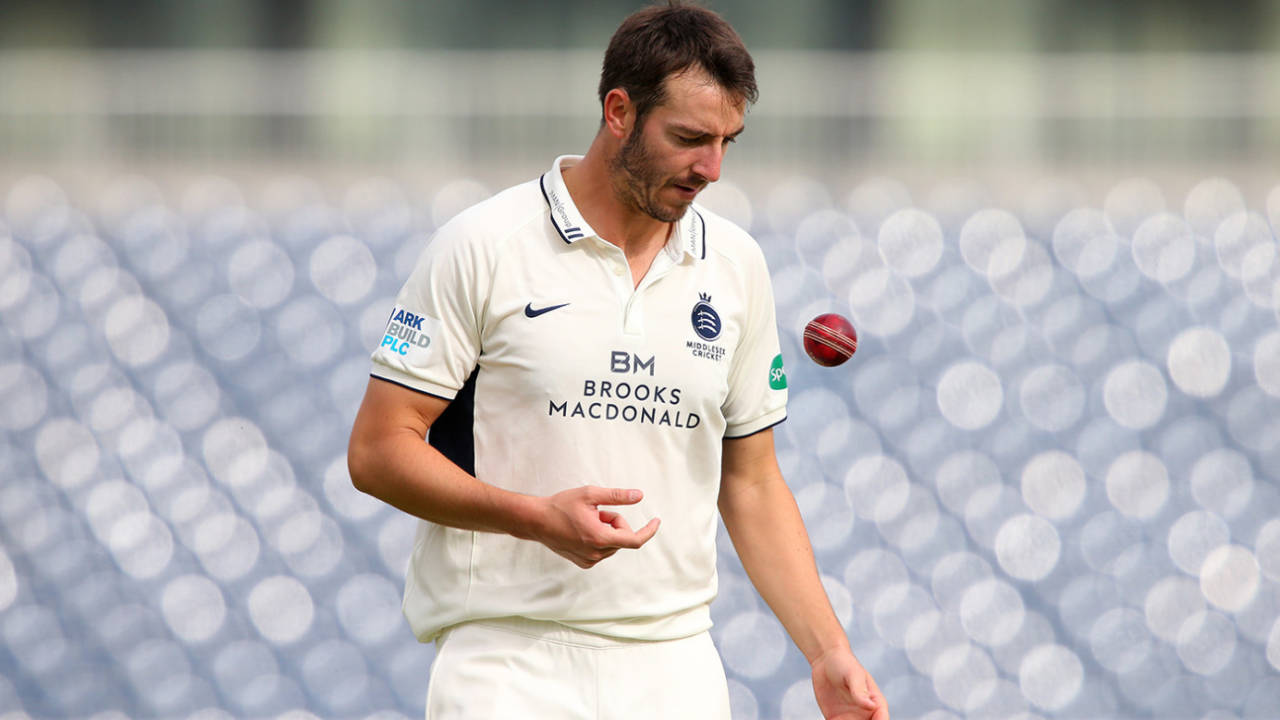 Toby Roland-Jones readies himself to bowl, Lancashire v Middlesex, County Championship Division Two, Old Trafford, September 18, 2019