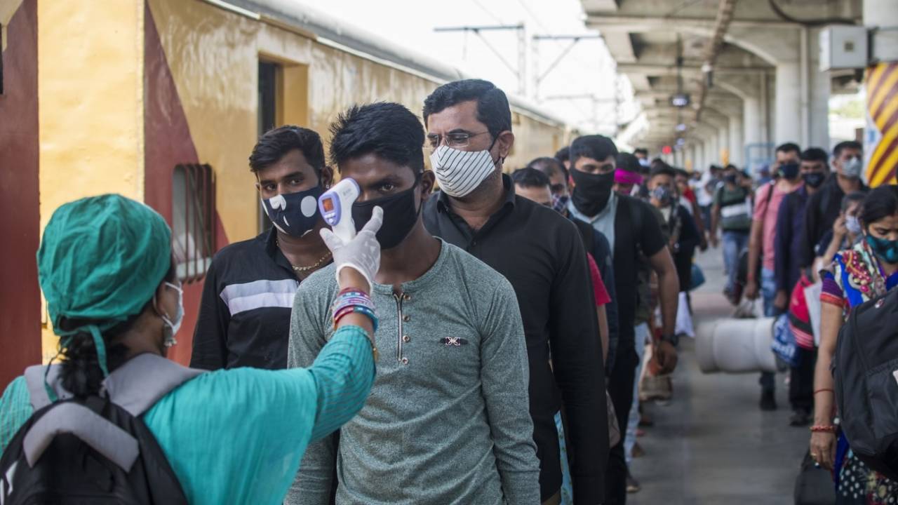 India is currently facing a second wave of infections, recording 250,000 new cases every day on average&nbsp;&nbsp;&bull;&nbsp;&nbsp;Hindustan Times via Getty Images