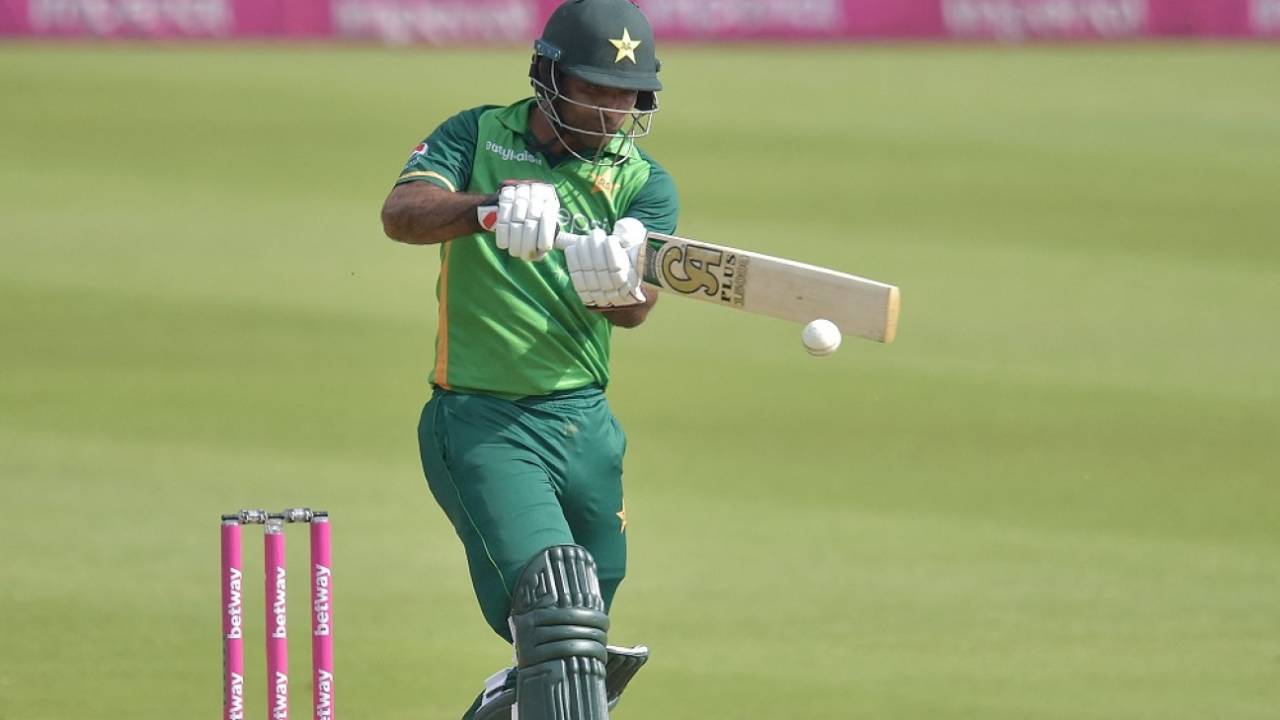Fakhar Zaman pulls one away, South Africa v Pakistan, 2nd ODI, Johannesburg, April 4, 2021
