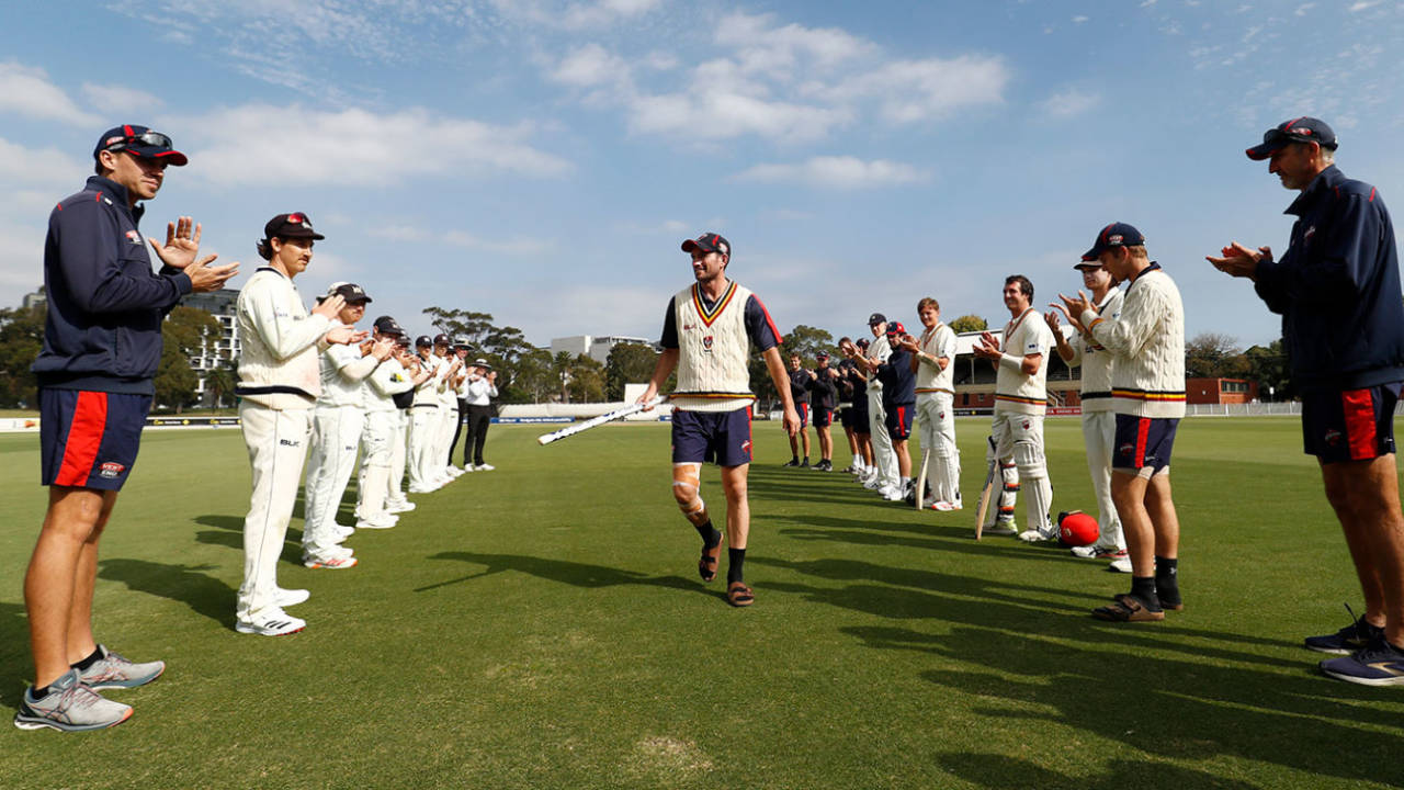 Chadd Sayers is given a guard of honour, Victoria vs South Australia, Sheffield Shield, Junction Oval, April 6, 2021