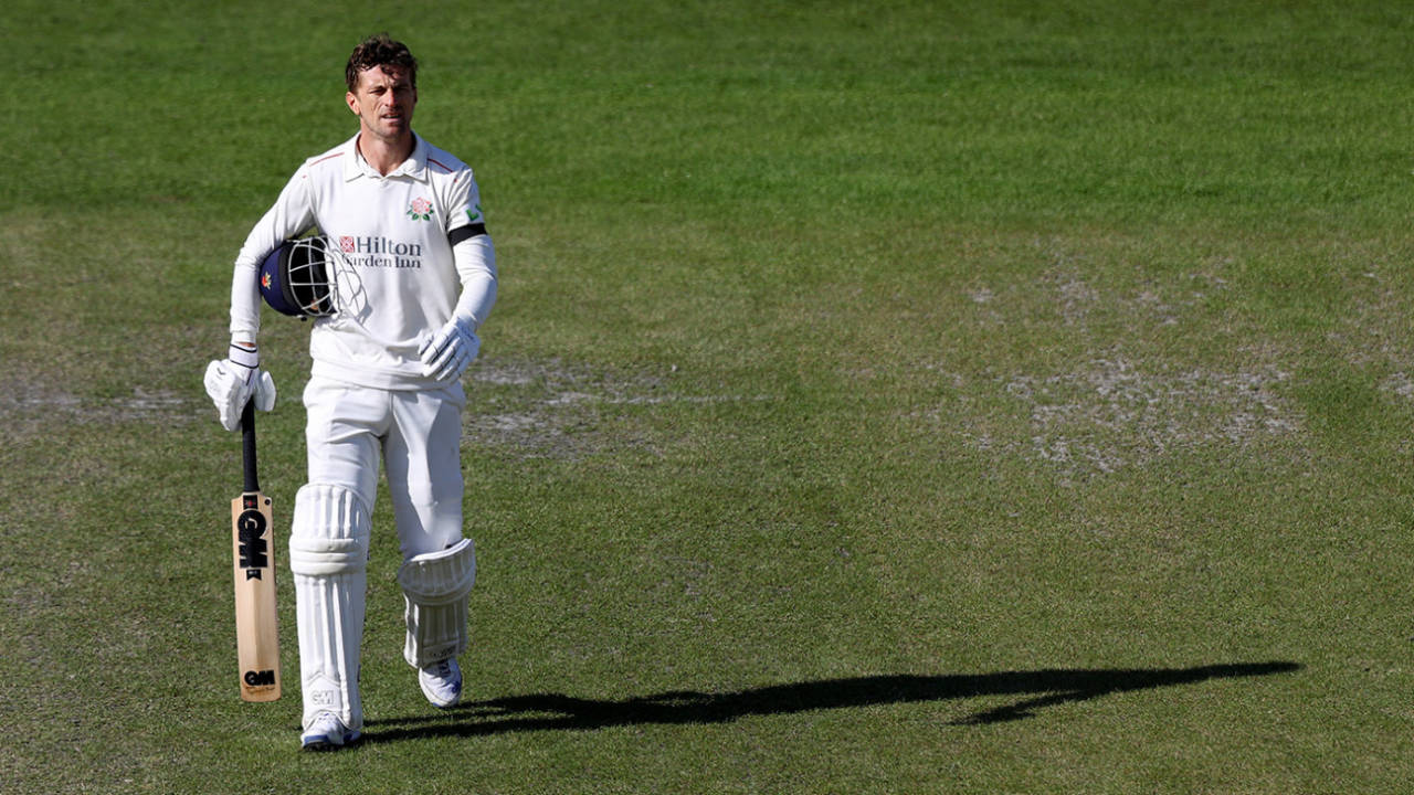 Dane Vilas finished the day unbeaten on 158, Lancashire vs Sussex, County Championship, Old Trafford, April 9, 2021