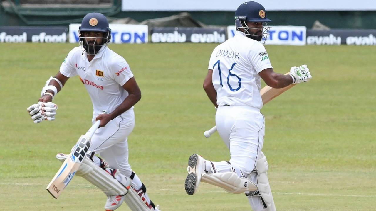 Dimuth Karunaratne and Lahiru Thirimanne added 209 for the first wicket&nbsp;&nbsp;&bull;&nbsp;&nbsp;AFP/Getty Images