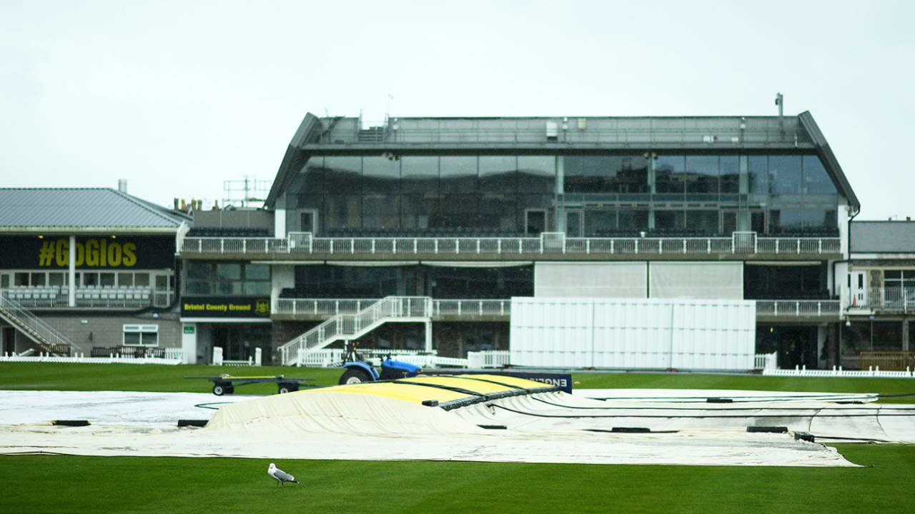 It was a bleak scene at the County Ground, Gloucestershire vs Somerset, LV= Insurance Championship, Bristol, 2nd day, May 21, 2021
