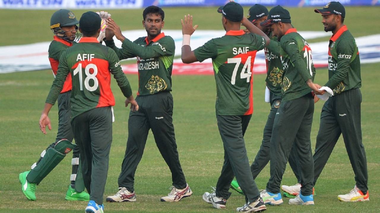 Mehidy Hasan Miraz rocked Sri Lanka's chase, Bangladesh vs Sri Lanka, 1st ODI, Dhaka, May 23, 2021