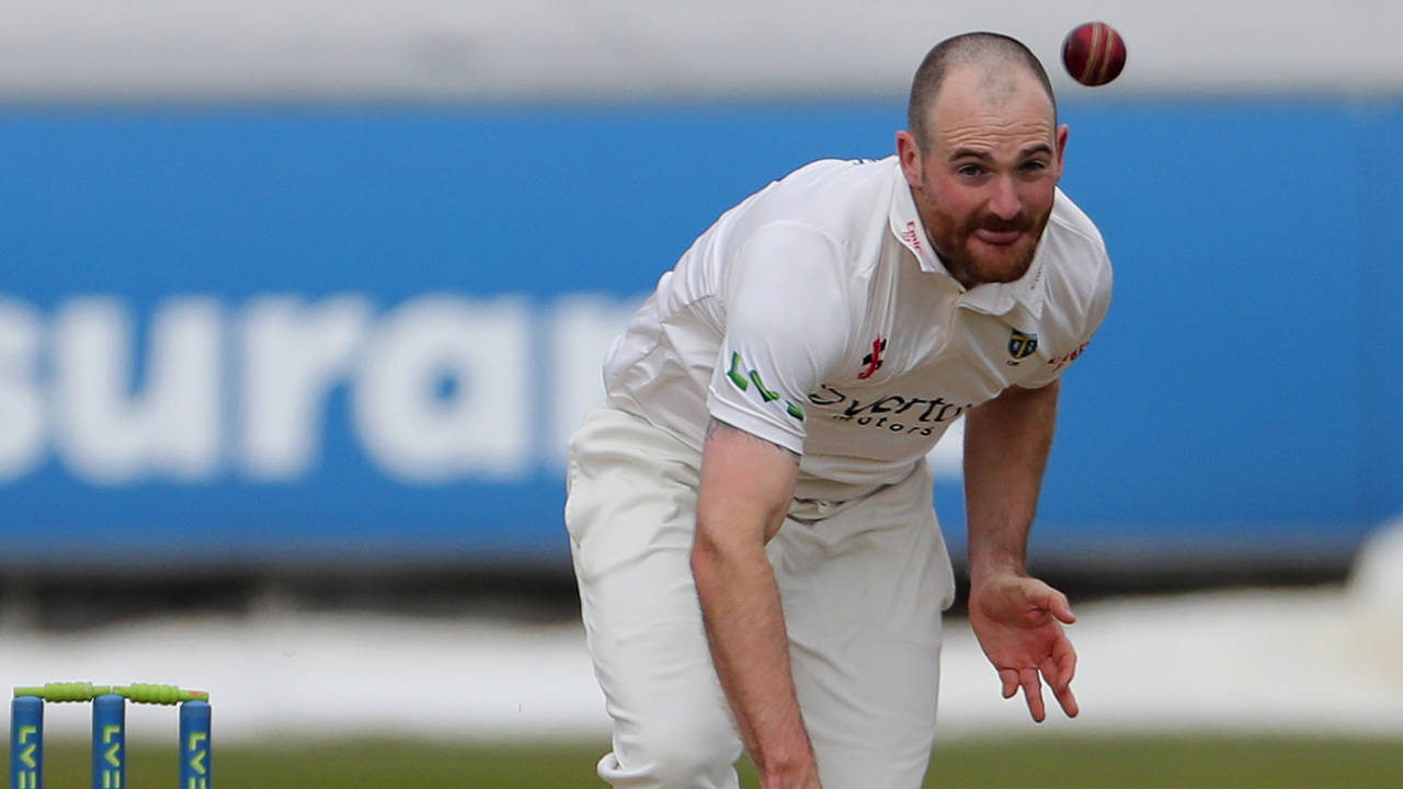 Ben Raine took four wickets to power Durham's victory push&nbsp;&nbsp;&bull;&nbsp;&nbsp;MI News/NurPhoto via Getty Images