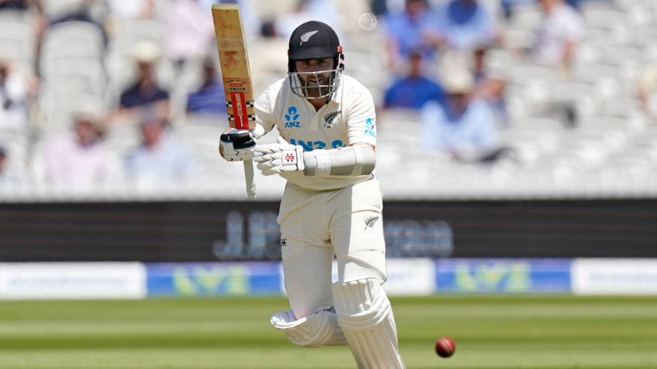 Kane Williamson sets off on a run, 1st LV= Insurance Test, England vs New Zealand, 1st day, Lord's, June 2, 2021