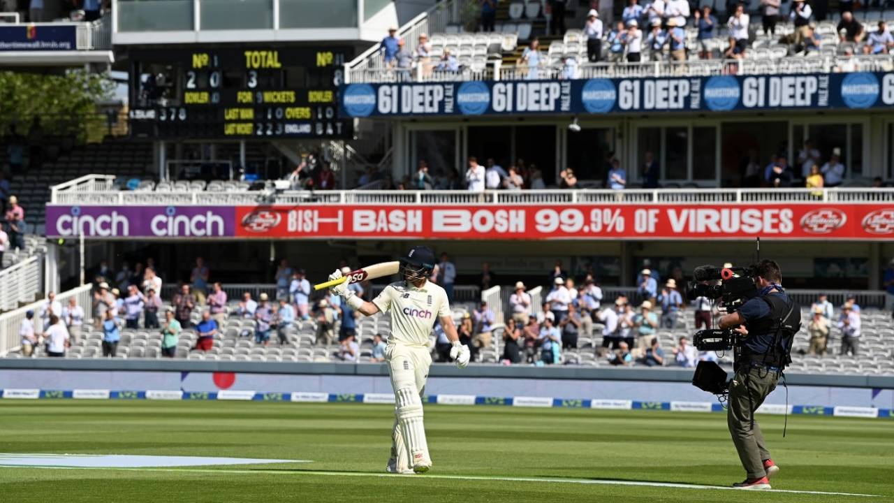 Rory Burns walks off the field after scoring 132, 1st Test, England vs New Zealand, 4th day, London, June 5, 2021
