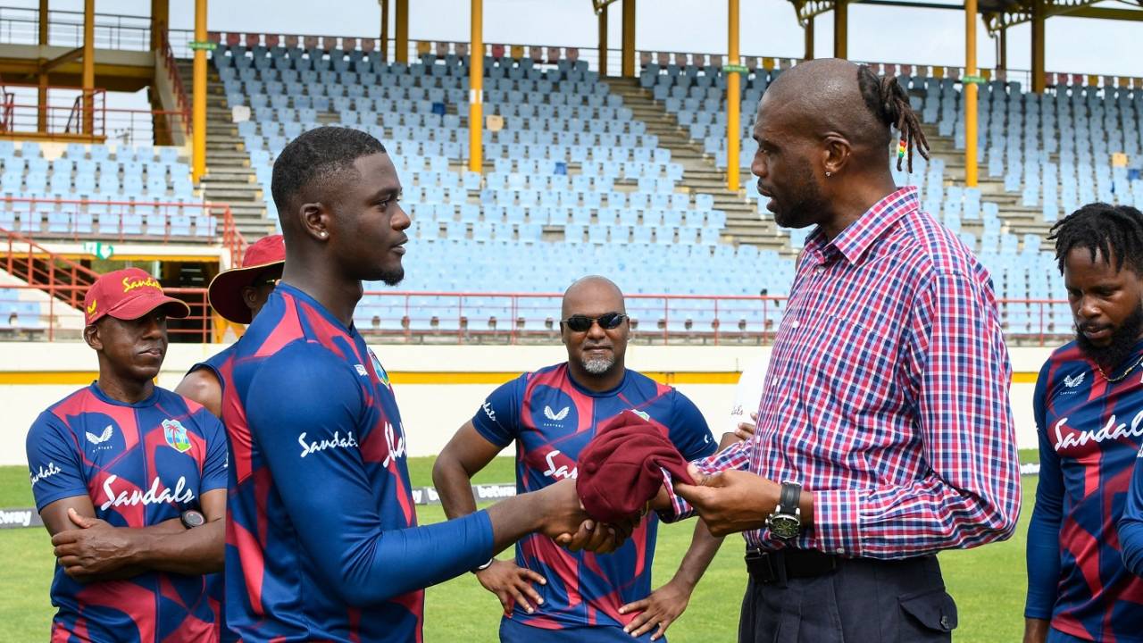Jayden Seales receives his Test cap from Curtly Ambrose, West Indies vs South Africa, 1st Test, St Lucia, 1st day, June 10, 2021